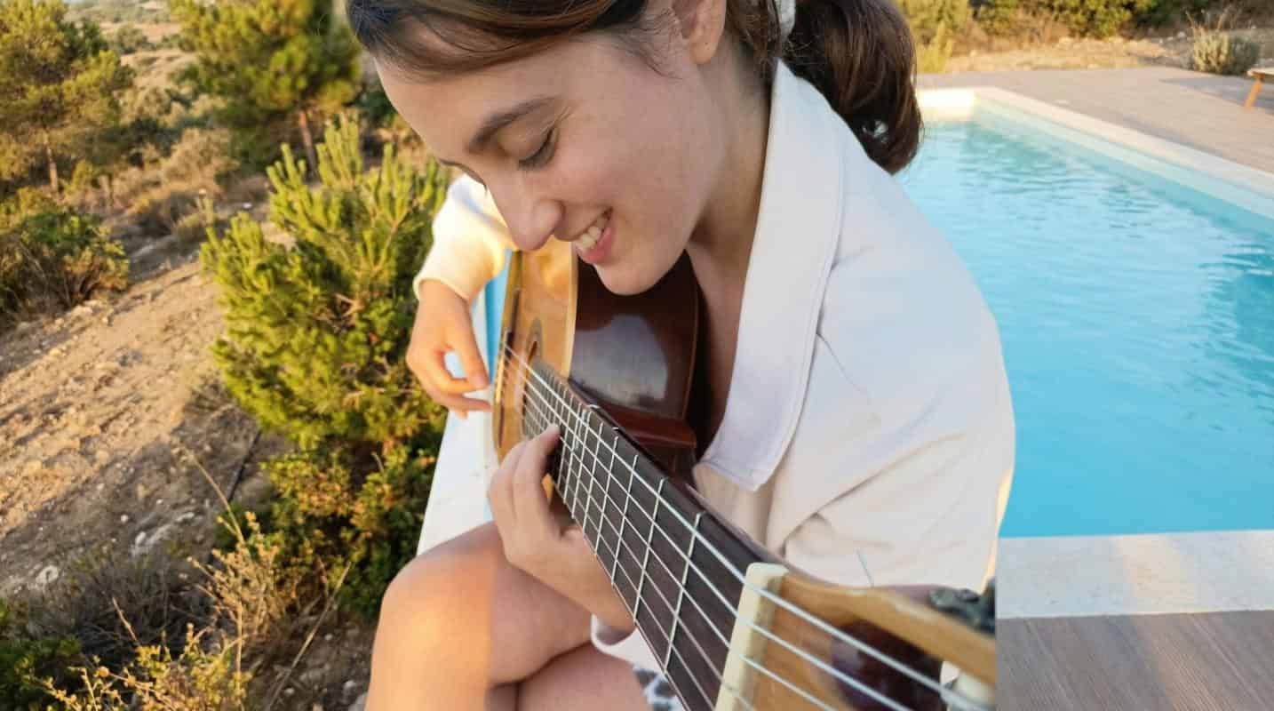Guitar Eftychia (2)